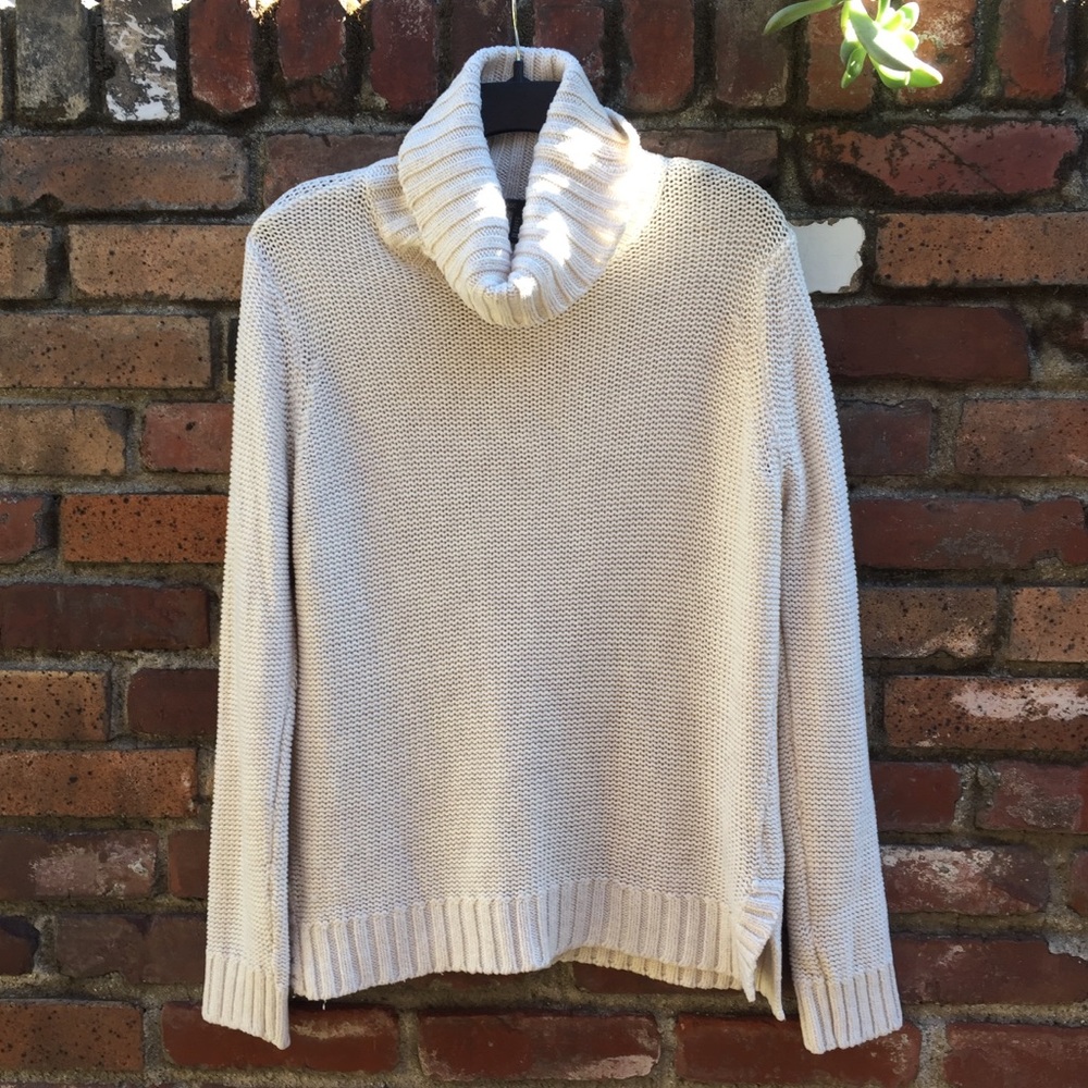 H&M comfy pullover knit sweater